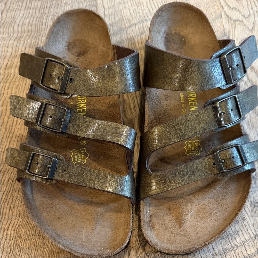 Birkenstock Bronze Triple-Strap Sandals Women's 39, Used Good Condition
